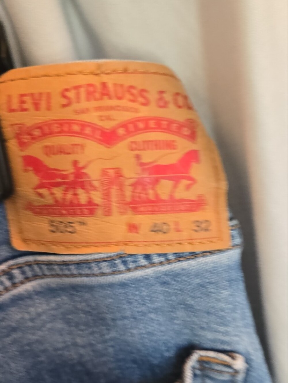 Levi's Light Wash Straight Men’s Jeans - Picture 4 of 4